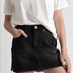 One Teaspoon high waited black mini skirt